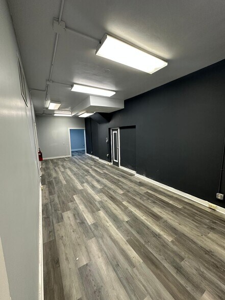More Photos Of 3344 Ridge Rd, Lansing Apartments For Lease