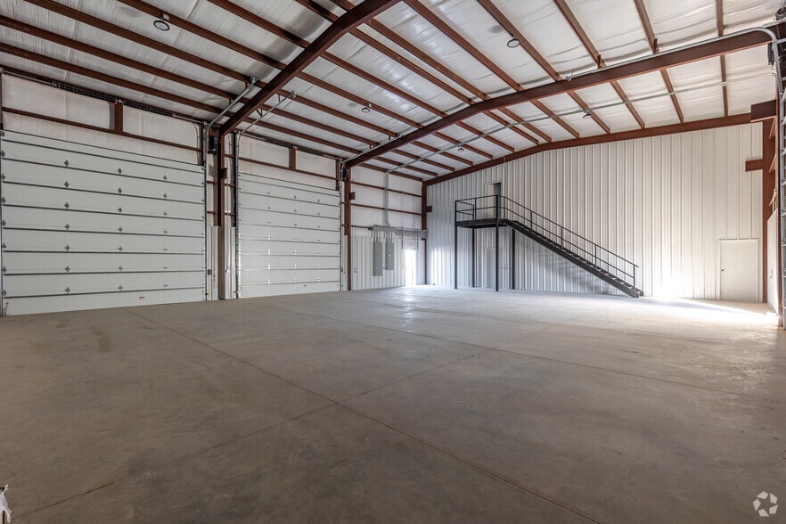 More Photos Of 4700 E CR 134, Midland Warehouse For Lease