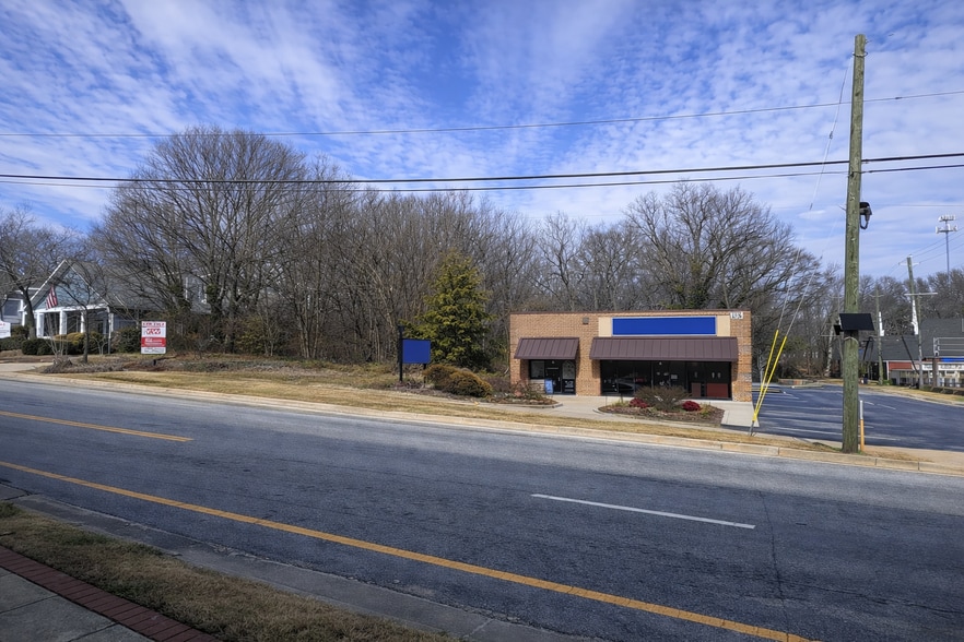 More Photos Of 193 E Pike St, Lawrenceville Freestanding For Sale