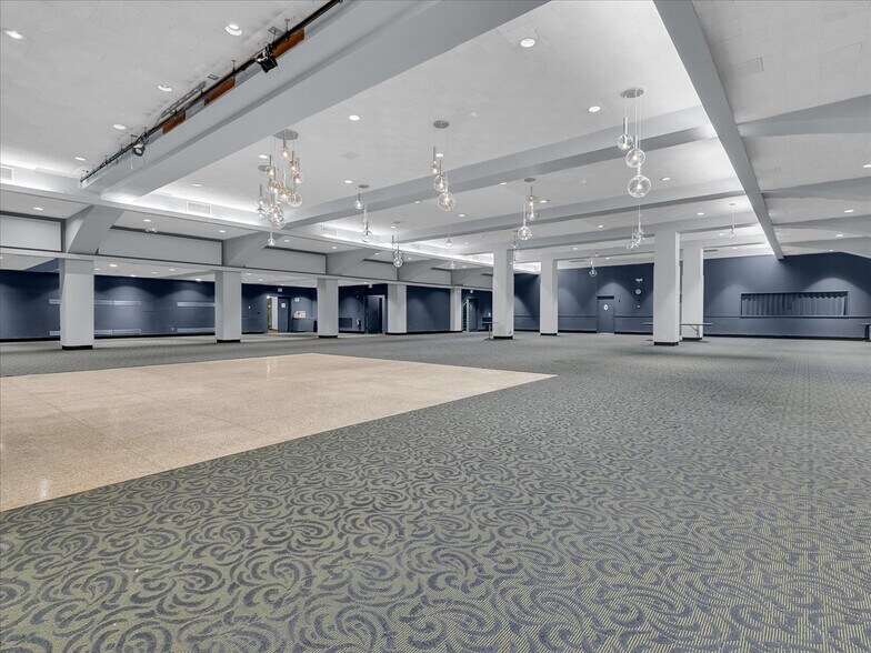 More Photos Of 1177-1187 Beacon St, Brookline Religious Facility For Lease