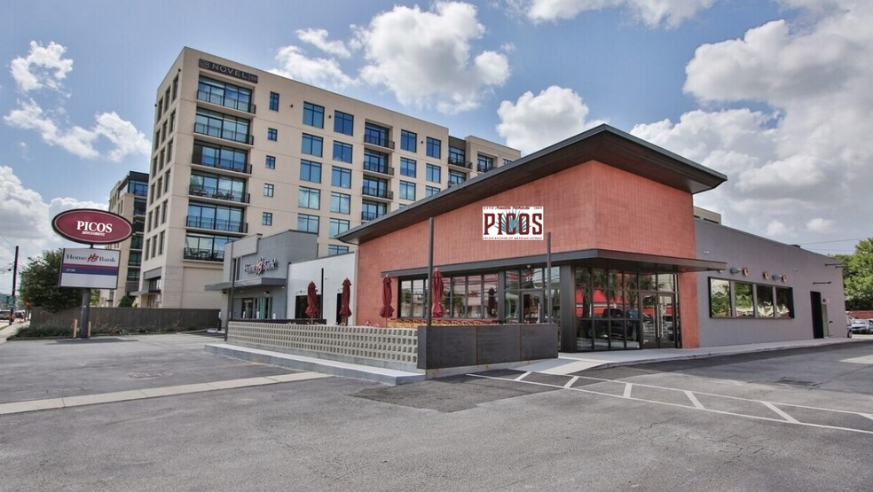 More Photos Of 3734-3740 Westheimer Rd, Houston Freestanding For Sale