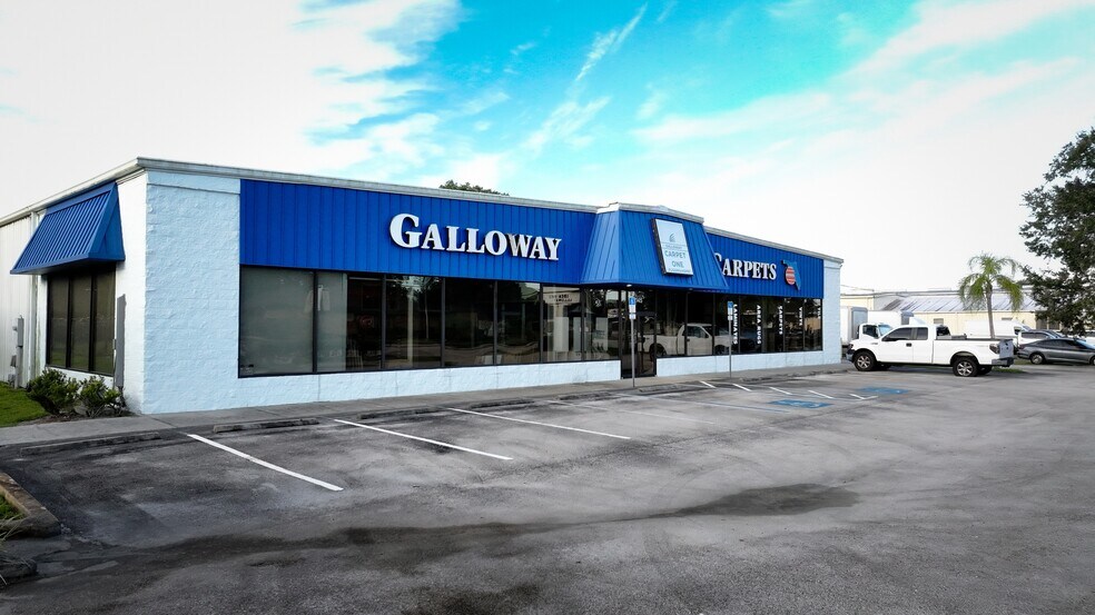 More Photos Of 2145 Edgewood Dr, Lakeland Freestanding For Sale