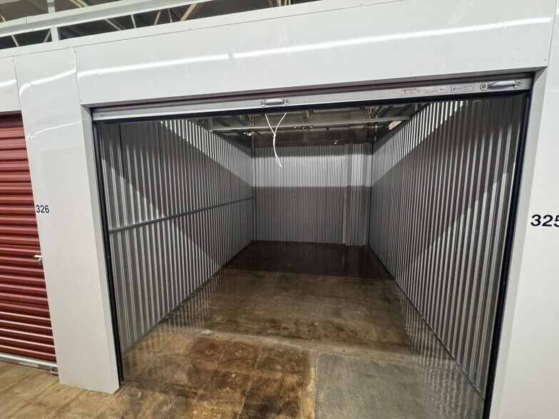 More Photos Of 1600 McPherson Ave, Council Bluffs Self Storage For Sale