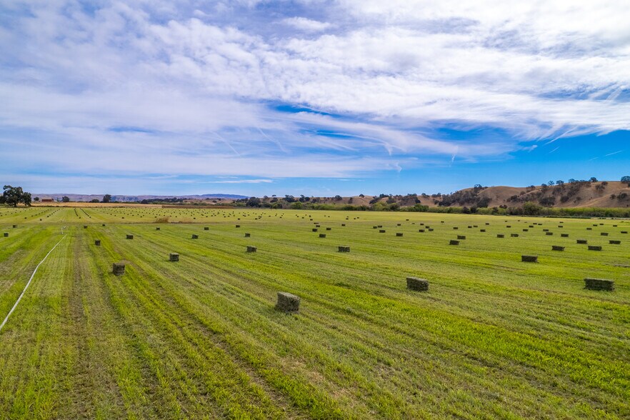 More Photos Of 13625 E Highway 46, Paso Robles Land For Sale