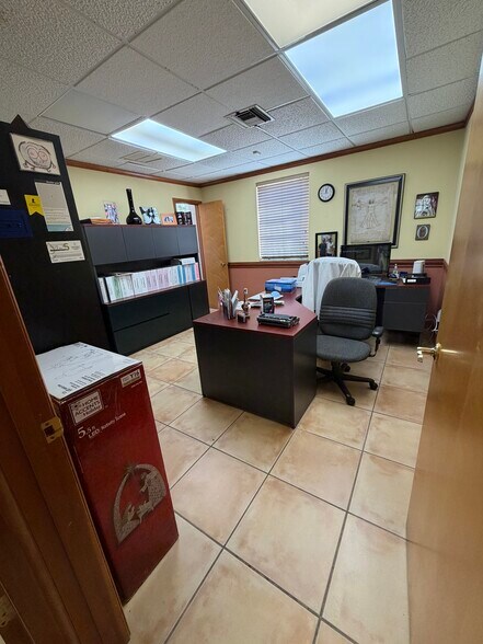 More Photos Of 1933 SW 27th Ave, Miami Office For Lease