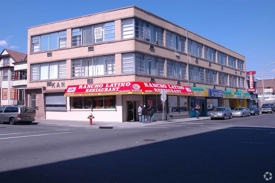 More Photos Of 39-45 Garden St, Passaic Office For Lease