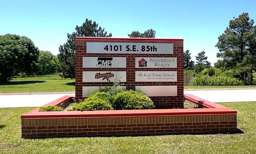 More Photos Of 4101 SE 85th St, Oklahoma City Manufacturing For Lease
