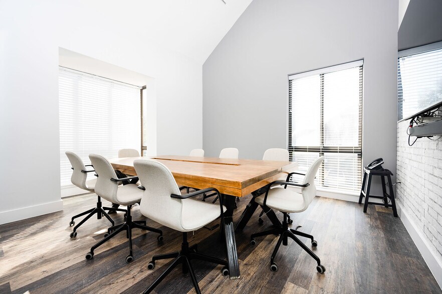 More Photos Of 6255-6265 Executive Blvd, Rockville Office For Sale