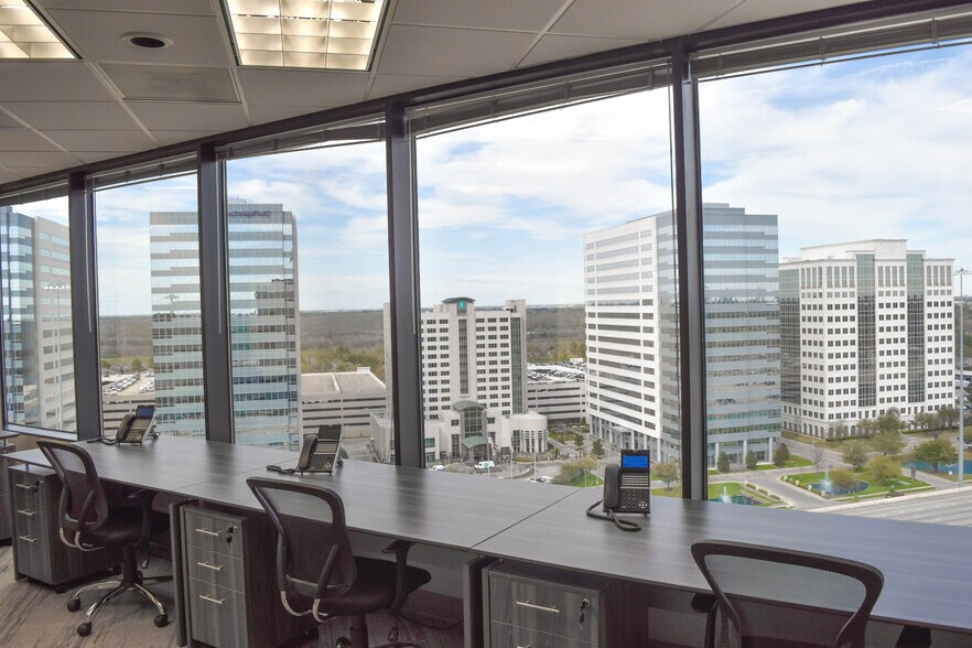 More Photos Of 11757 Katy Fwy, Houston Coworking Space