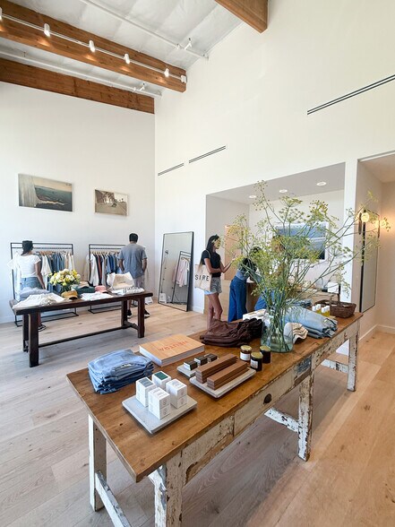 More Photos Of 23465 Civic Center Way, Malibu Unknown For Lease