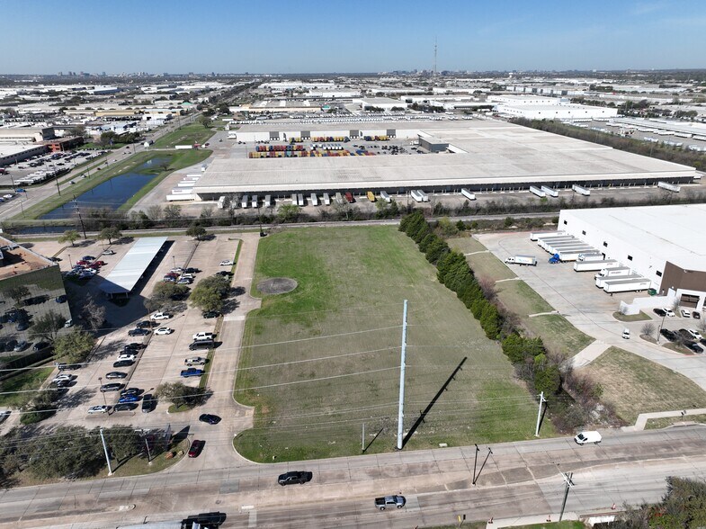 More Photos Of 1849 Shiloh rd, Garland Industrial For Lease