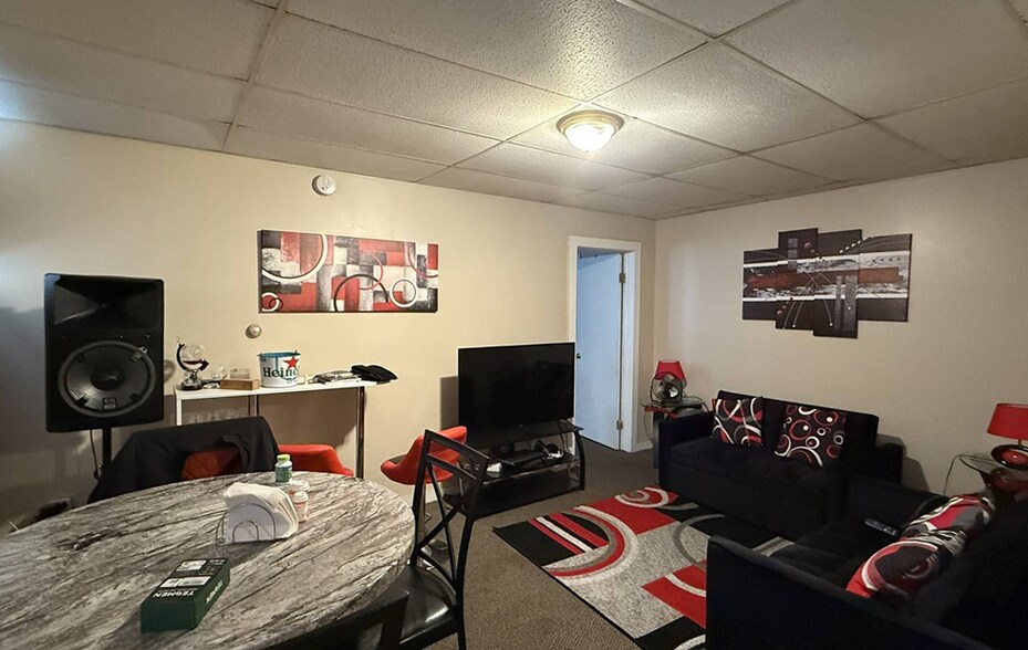 More Photos Of 348-352 Genesee St, Rochester Apartments For Sale