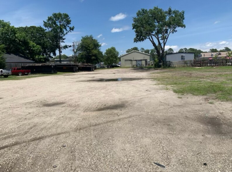 More Photos Of 5515 Rivers Ave, North Charleston Warehouse For Sale