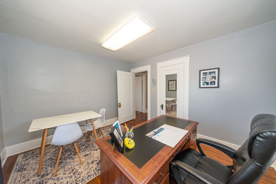 More Photos Of 2003 Broadway St, Mount Vernon Loft Creative Space For Sale