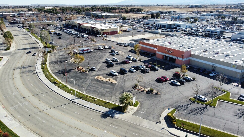 More Photos Of 1140 Commerce Center Dr, Lancaster General Retail For Sale