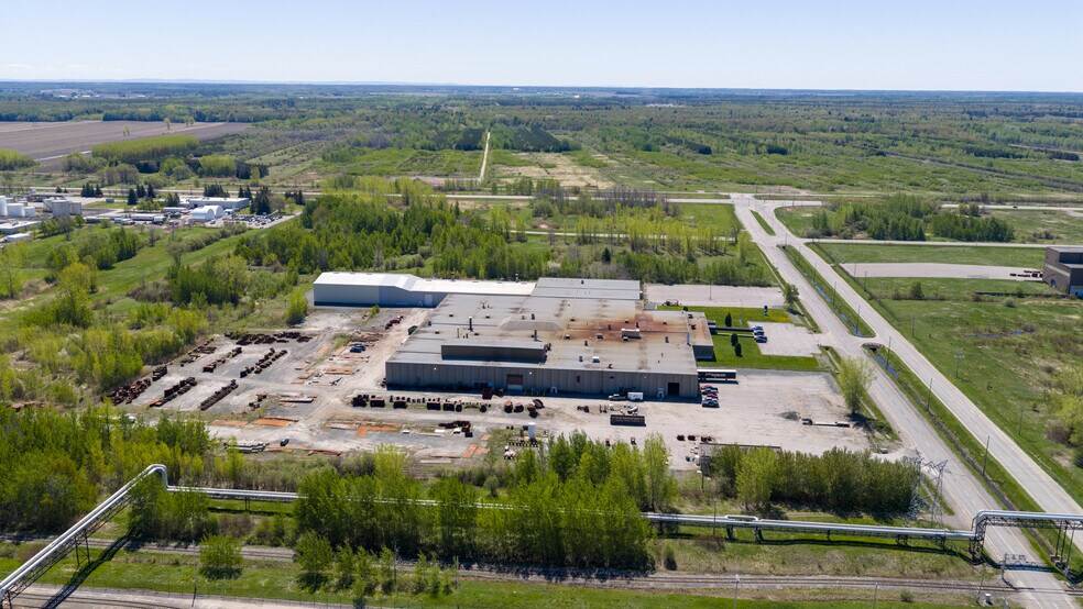More Photos Of 805 Boul Alphonse-Deshaies, Bécancour Industrial For Sale
