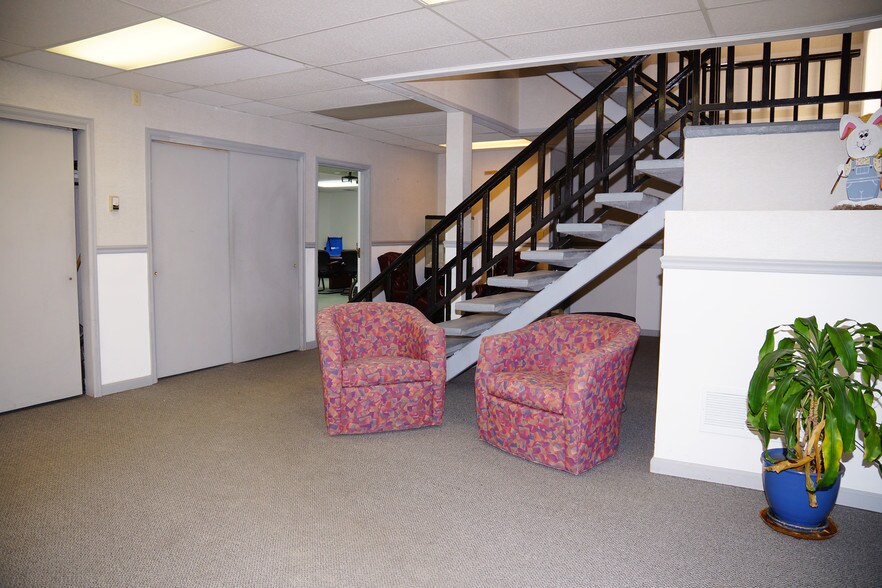 More Photos Of 12640 W Cedar Dr, Lakewood Office For Lease