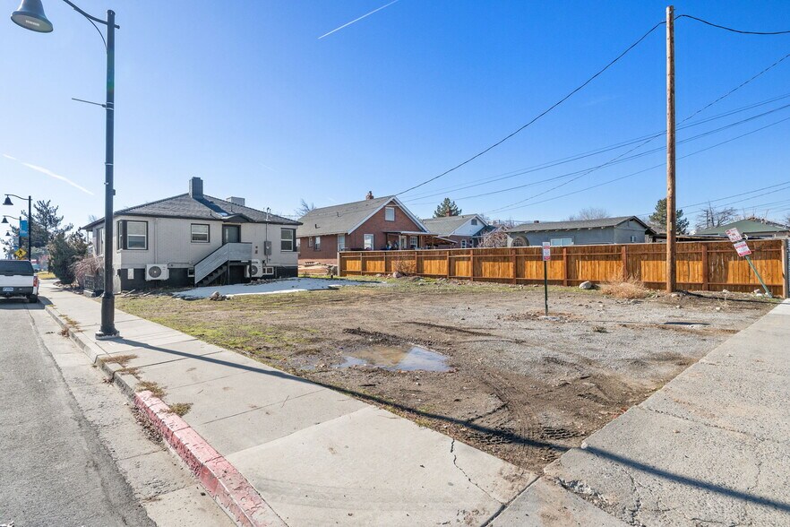 More Photos Of 943 S Wells Ave, Reno Specialty For Sale