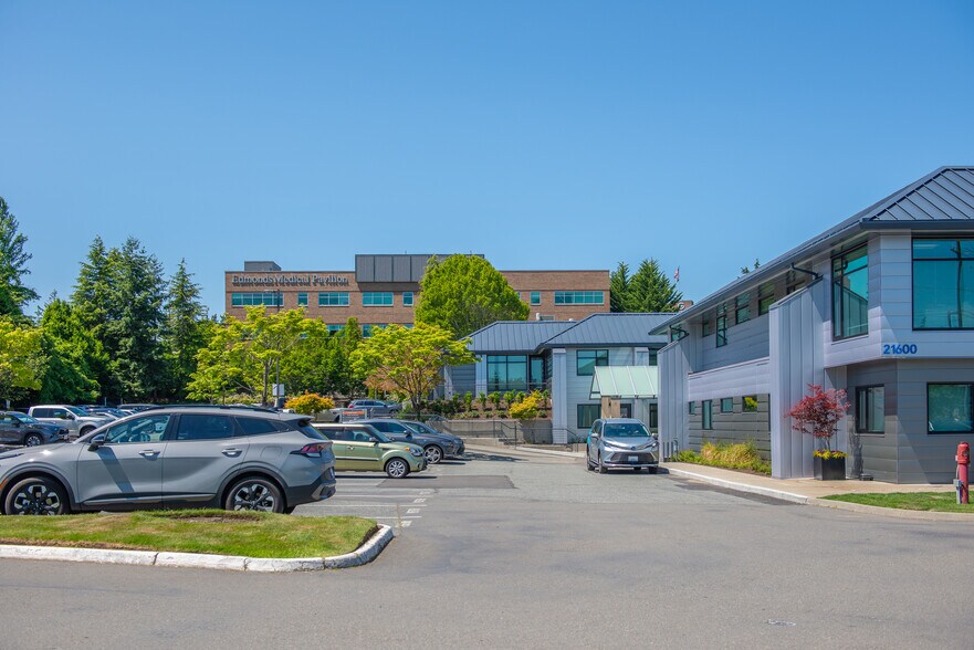 More Photos Of 21600 Highway 99, Edmonds Medical For Lease