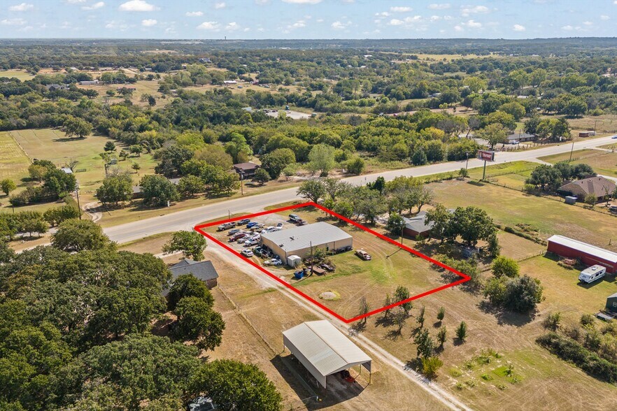 More Photos Of 2410 FM 731, Burleson Showroom For Sale