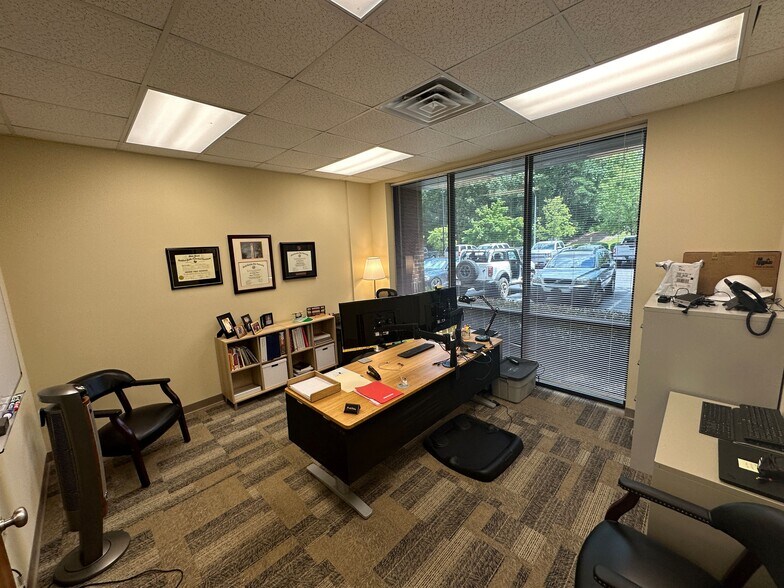 More Photos Of 1070-1078 Classic Rd, Apex Showroom For Sale