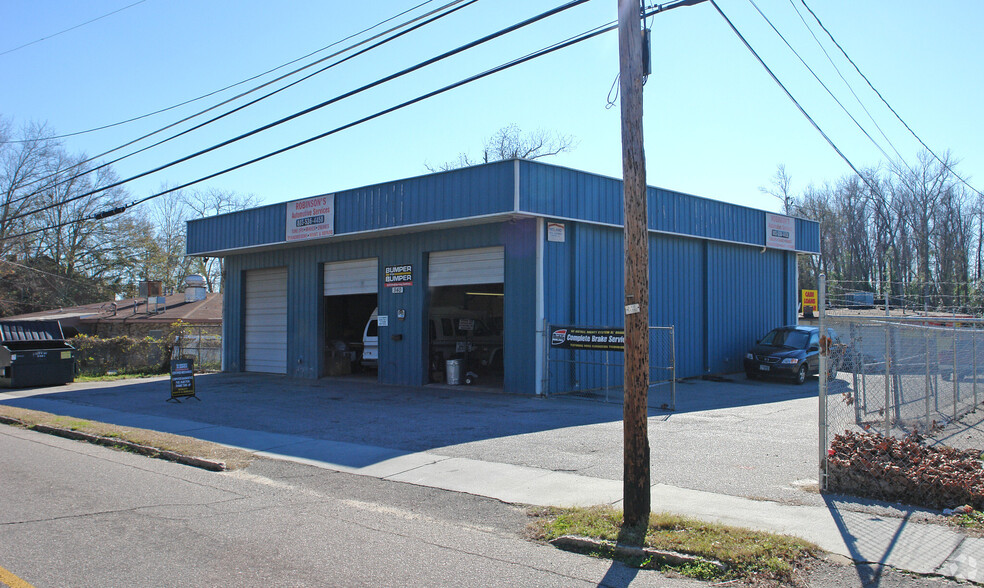 Primary Photo Of 940 Whitman St, Orangeburg Auto Repair For Lease