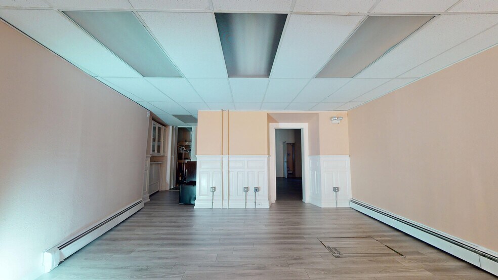 More Photos Of 42 W Main St, Riverhead Storefront Retail Office For Lease