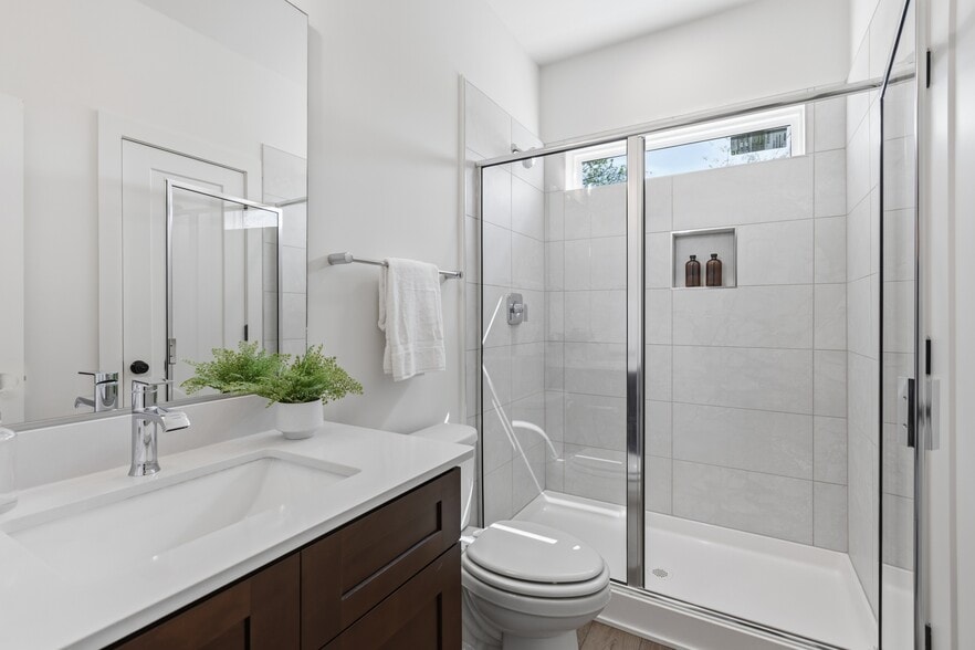 More Photos Of 3824 Mitchell Mill Rd, Raleigh Apartments For Sale