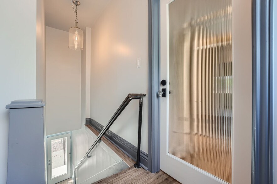 More Photos Of 3180 Meade St, Denver Storefront Retail Residential For Lease