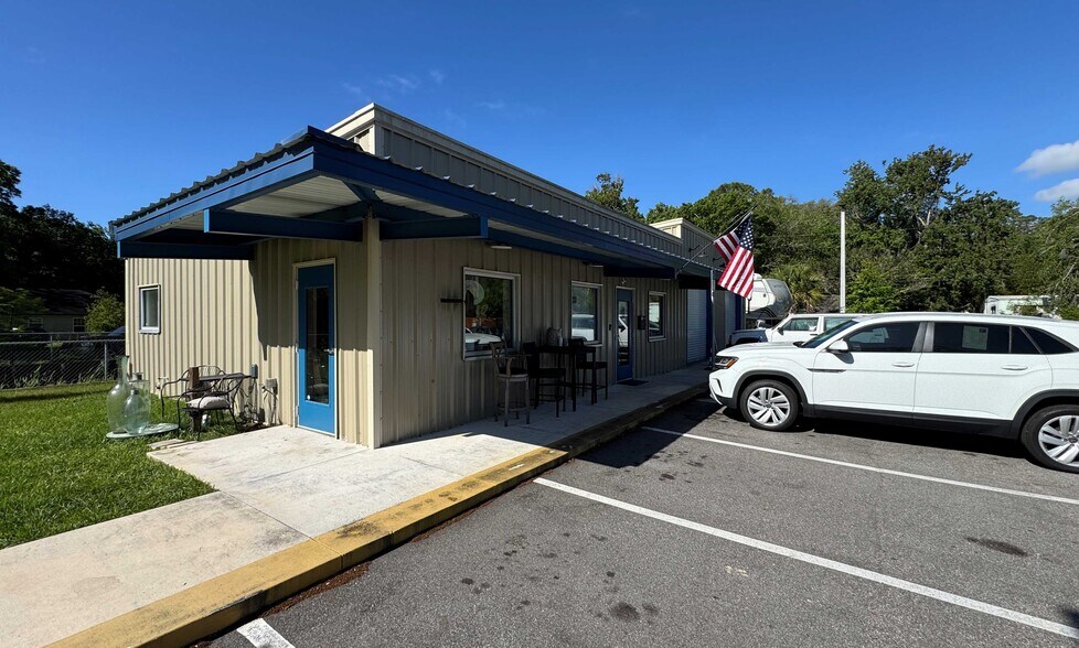More Photos Of 415 Dairy Ave, Saint Augustine General Retail For Sale