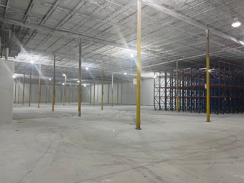More Photos Of 1801 Bradford Ave, Leesburg Refrigeration Cold Storage For Lease