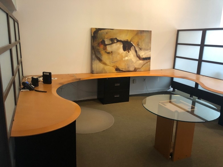 More Photos Of 311 Circle Dr, Maitland Office For Sale