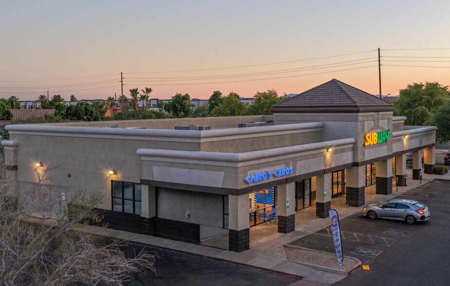More Photos Of 1561 N Cooper Rd, Gilbert Storefront For Sale
