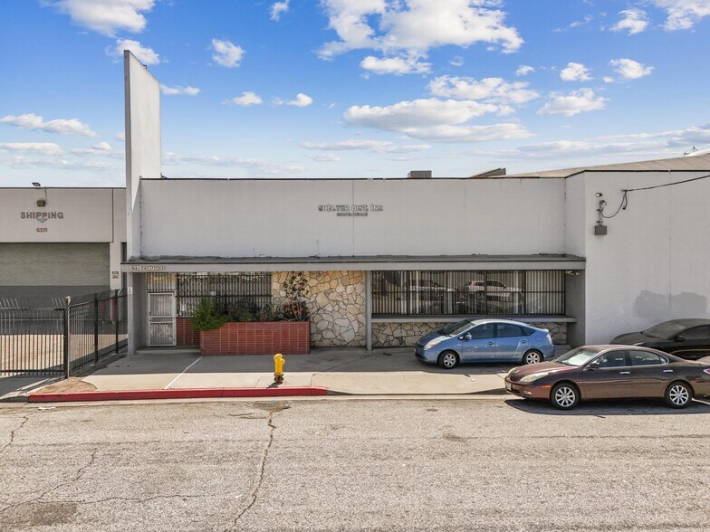 Primary Photo Of 6310 Corsair St, Commerce Manufacturing For Sale
