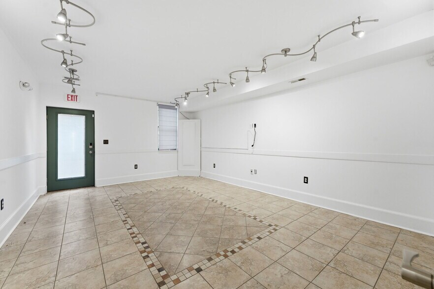 More Photos Of 720 I St SE, Washington Loft Creative Space For Lease