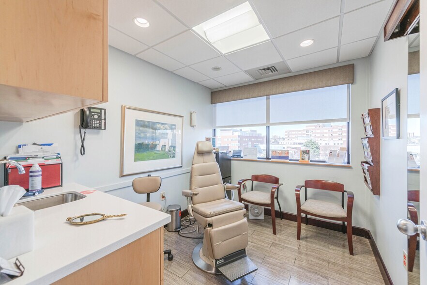 More Photos Of 235 Plain St, Providence Medical For Lease