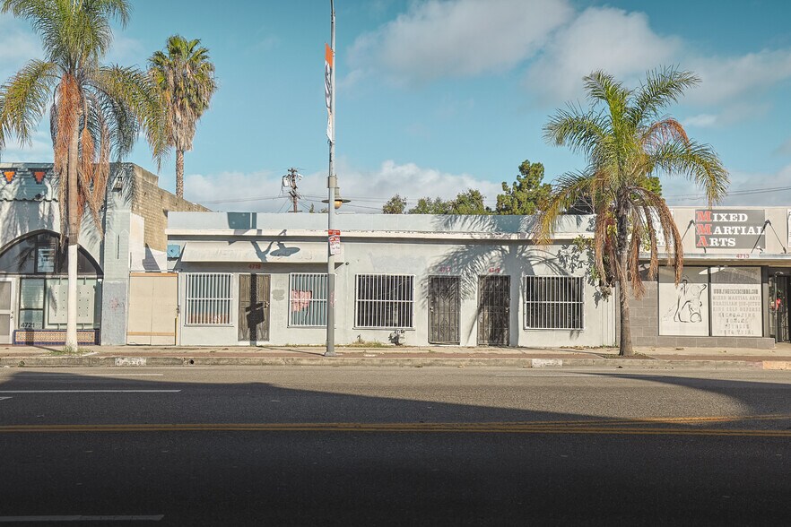 More Photos Of 4715-4719 W Washington Blvd, Los Angeles Storefront For Sale