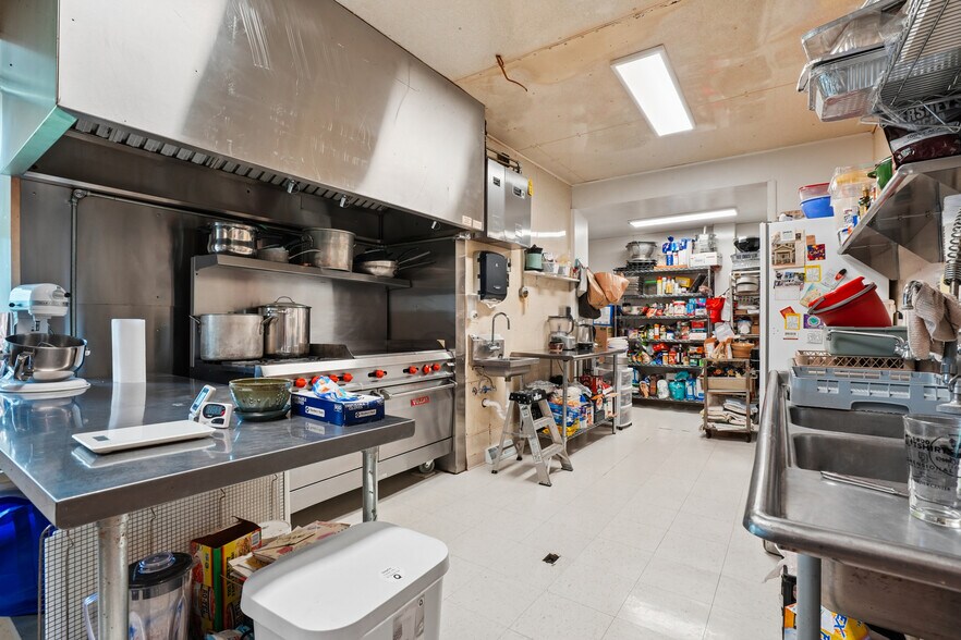 More Photos Of 67 E Main St, Benton Storefront Retail Residential For Sale