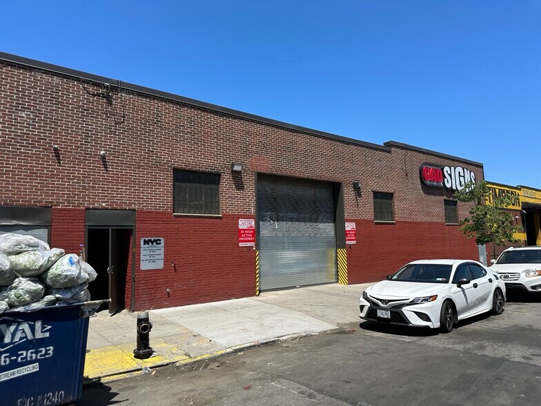 Primary Photo Of 651 Timpson Plz, Bronx Industrial For Lease