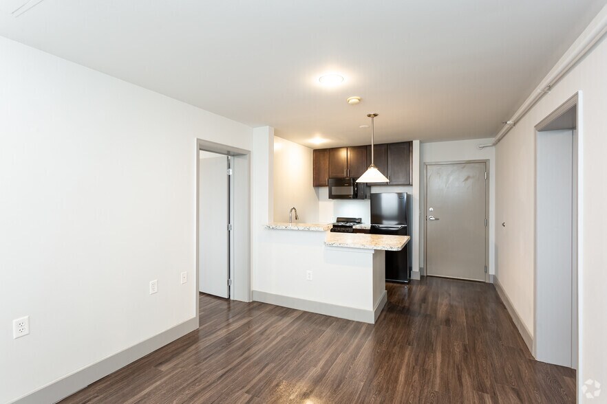 More Photos Of 612 Garfield Ave, Kansas City Apartments For Lease