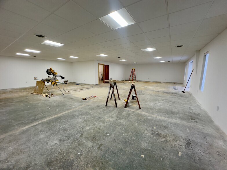 More Photos Of 22984 PA-66, Shippenville Office For Lease