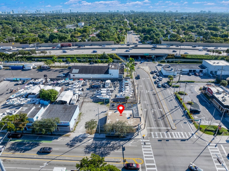 More Photos Of 12501-12505 NW 7th Ave, North Miami Storefront For Lease