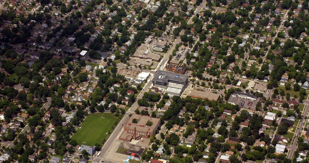 More Photos Of 1256 Penn Ave N, Minneapolis Medical For Lease