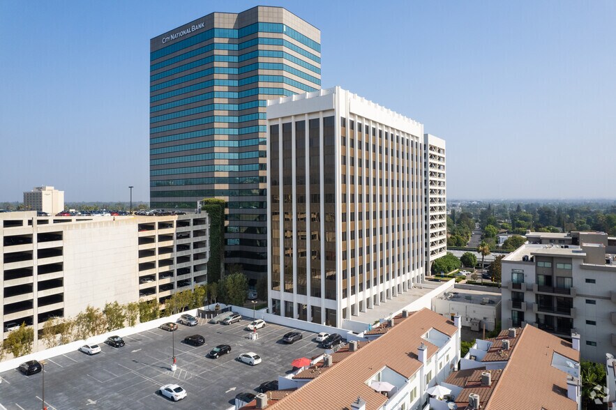 More Photos Of 15250 Ventura Blvd, Sherman Oaks Office For Lease