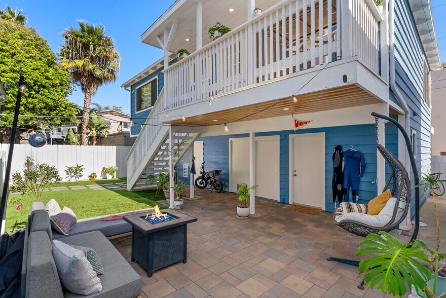 More Photos Of 429 Nautilus St, La Jolla Apartments For Sale