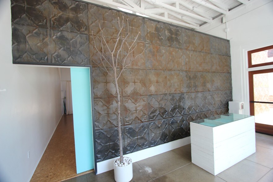 More Photos Of 613 E Santa Ana Blvd, Santa Ana Storefront Retail Residential For Lease