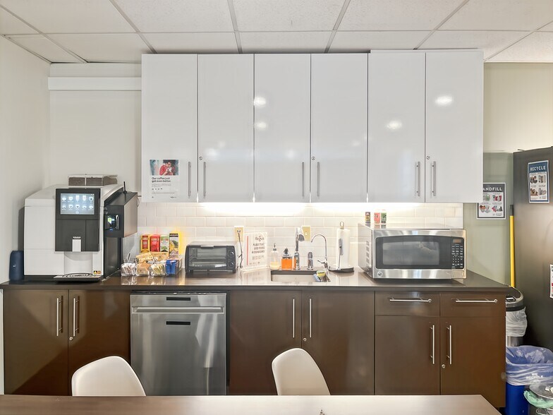 More Photos Of 4770 Baseline Rd, Boulder Coworking Space