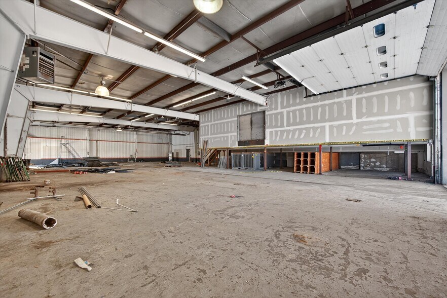 More Photos Of 330 Stage Rd, Monroe Auto Dealership For Lease