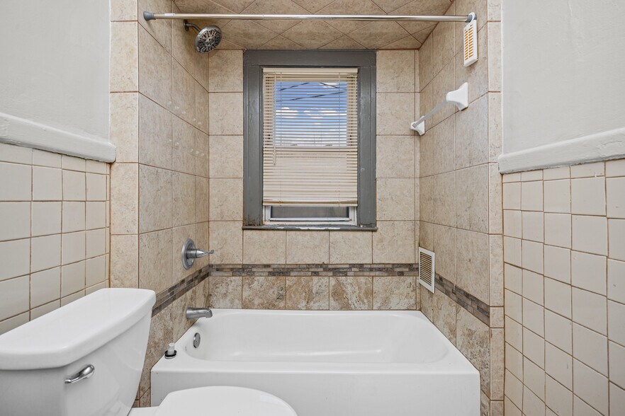 More Photos Of 1197 Virginia Park St, Detroit Apartments For Sale