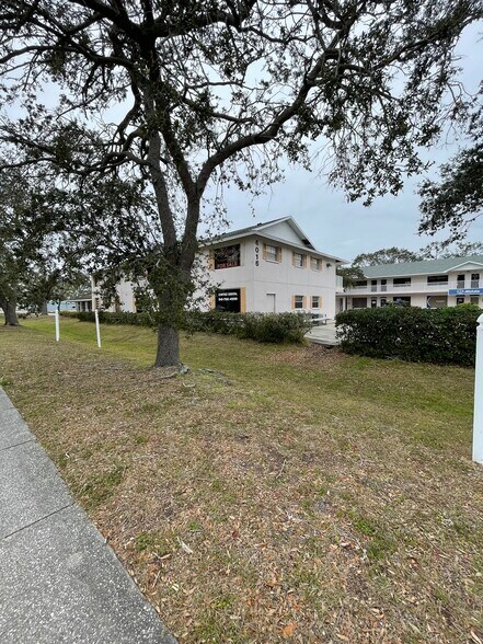 More Photos Of 4016 Cortez Rd W, Bradenton Office For Sale